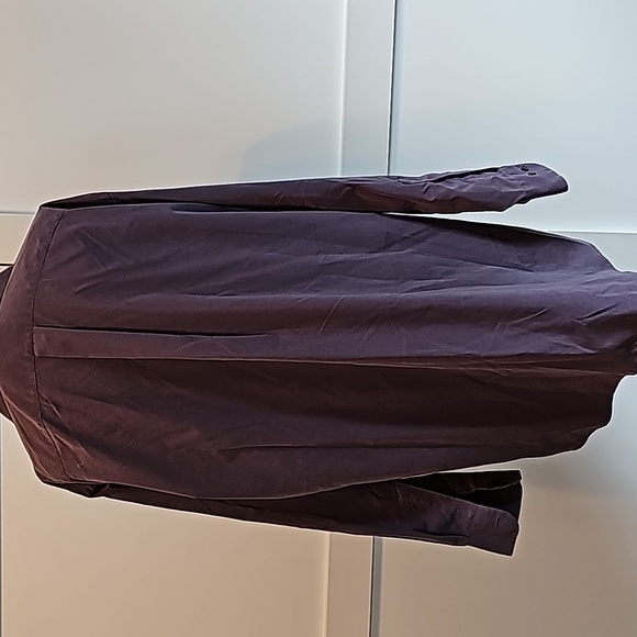 VanHeusen men's button-up shirt - Picture 2 of 7